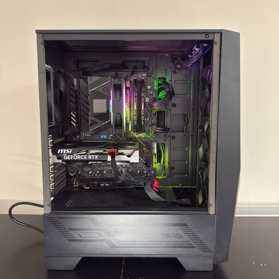 The Core i5-12400F machine running on the bench